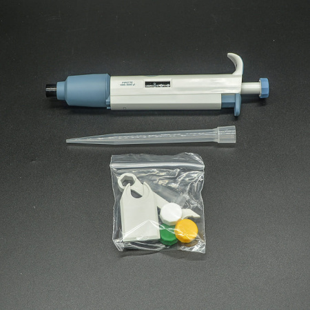 Пипетатор (дозатор) 1000-5000 мкл